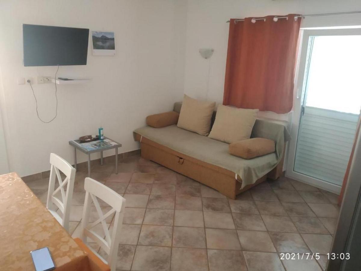 Apartmani Lucia Biograd Biograd Na Moru Exterior photo